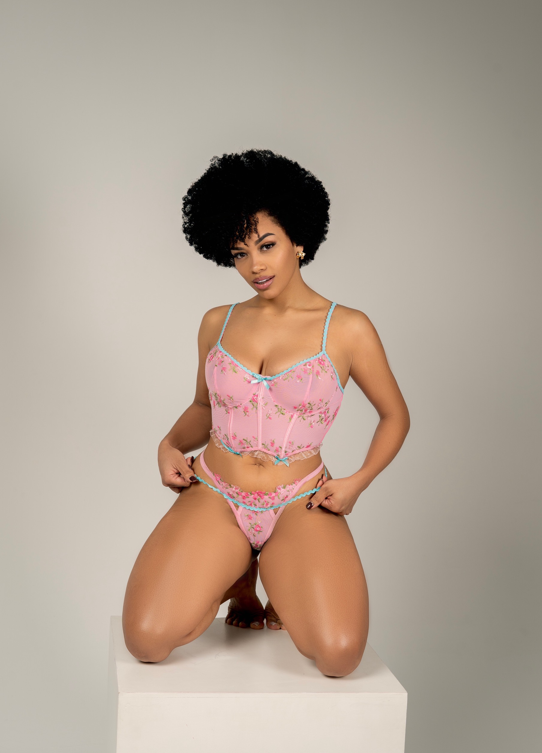 Somassagens - Lola Lennure